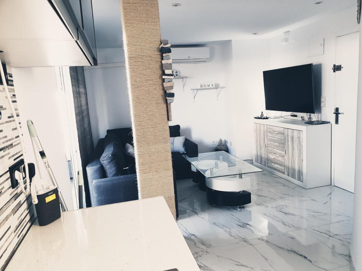 Beachside Apartment In Torrevieja Zewnętrze zdjęcie