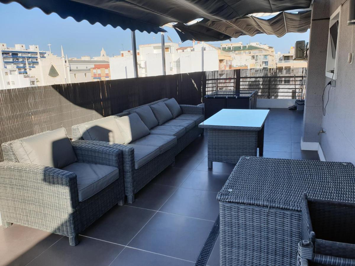 Beachside Apartment In Torrevieja Zewnętrze zdjęcie