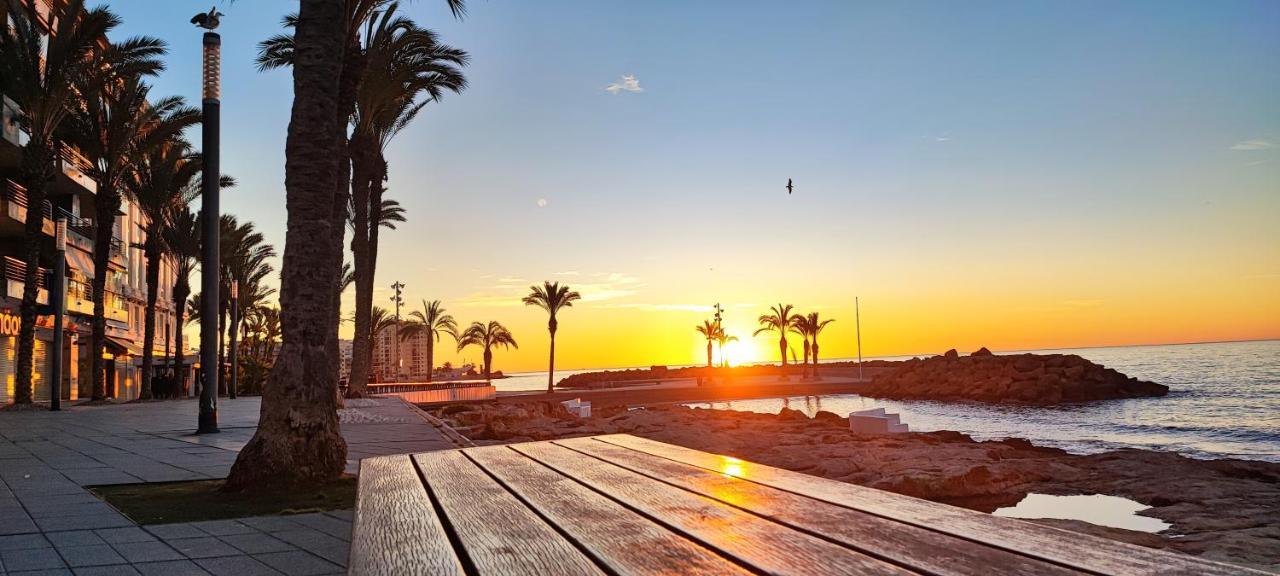 Beachside Apartment In Torrevieja Zewnętrze zdjęcie
